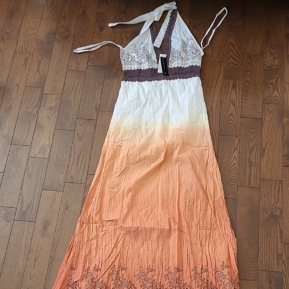 NWT CHAUDRY Elegant Orange and White Halter Dress Size M
